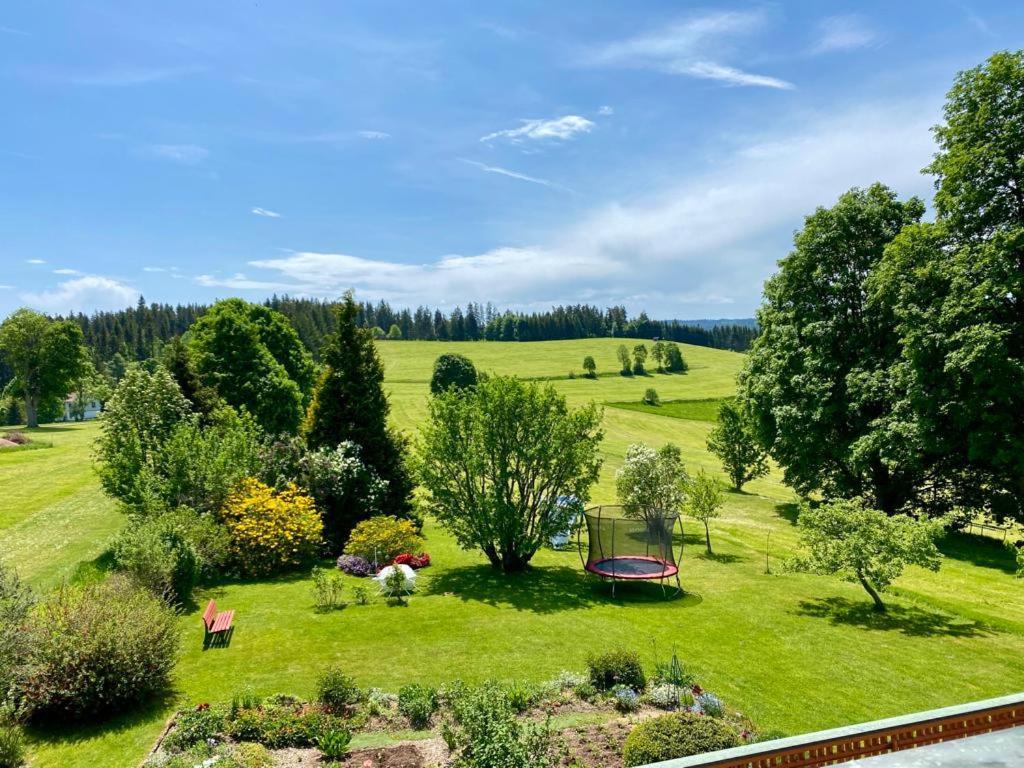 Gaestehaus Steiert Fewo Kuhbergblick Lenzkirch Extérieur photo